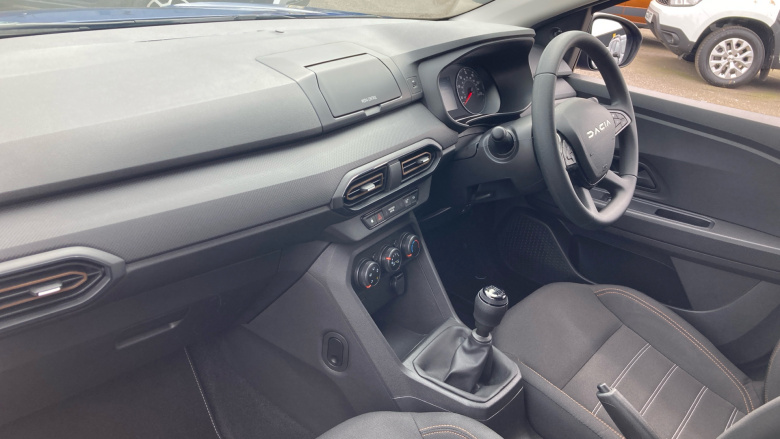 Dacia Sandero Stepway 1.0 TCe Essential 5dr Petrol Hatchback